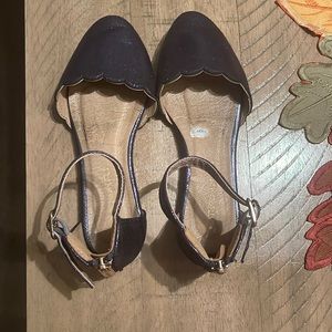 Girls Size 13 Blue pointy shoes